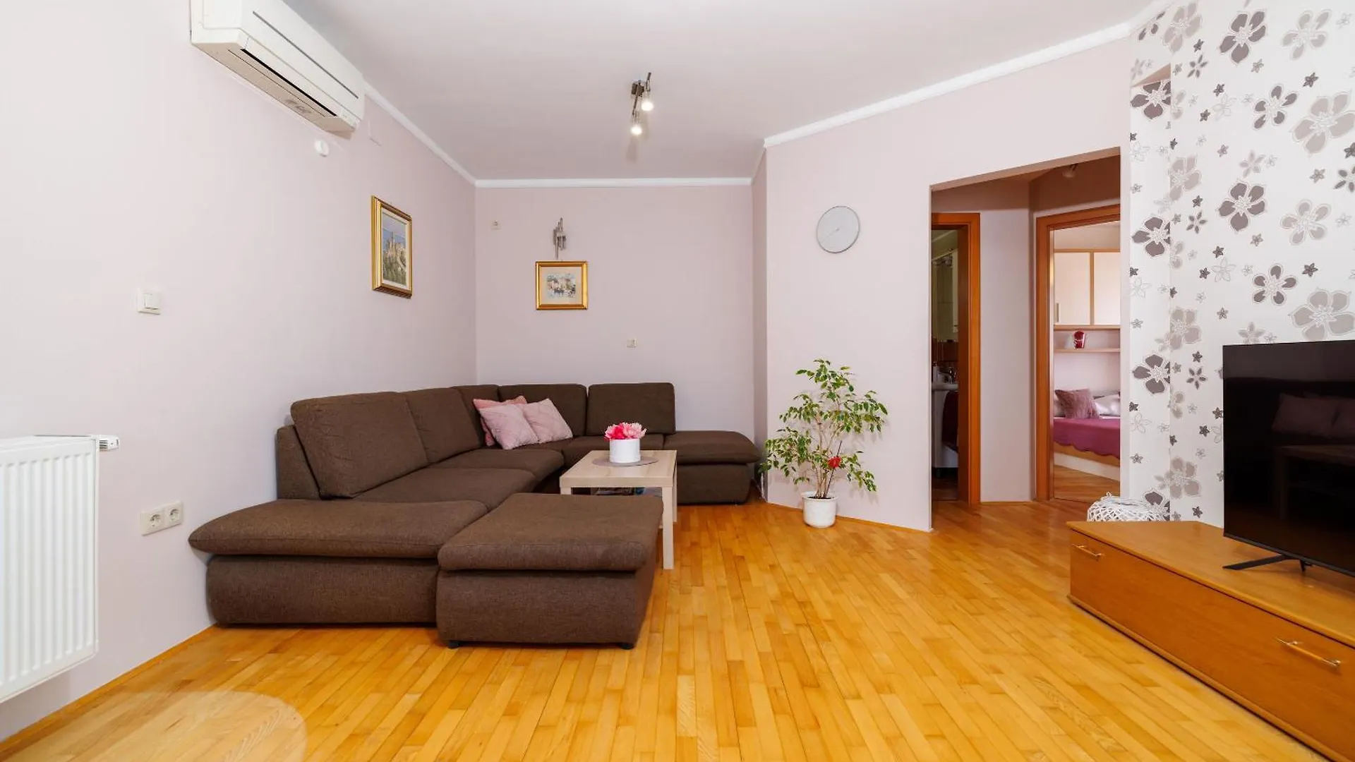 Apartment Ereiz Crikvenica 0*,  Croatia